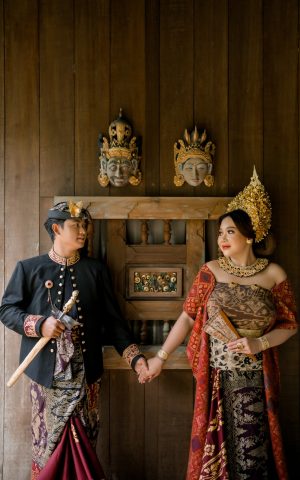 AYUK & WAHYUDI