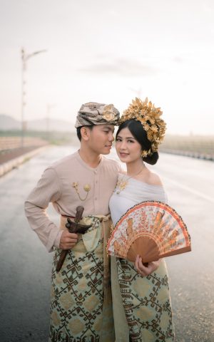 Sudana & Dewi